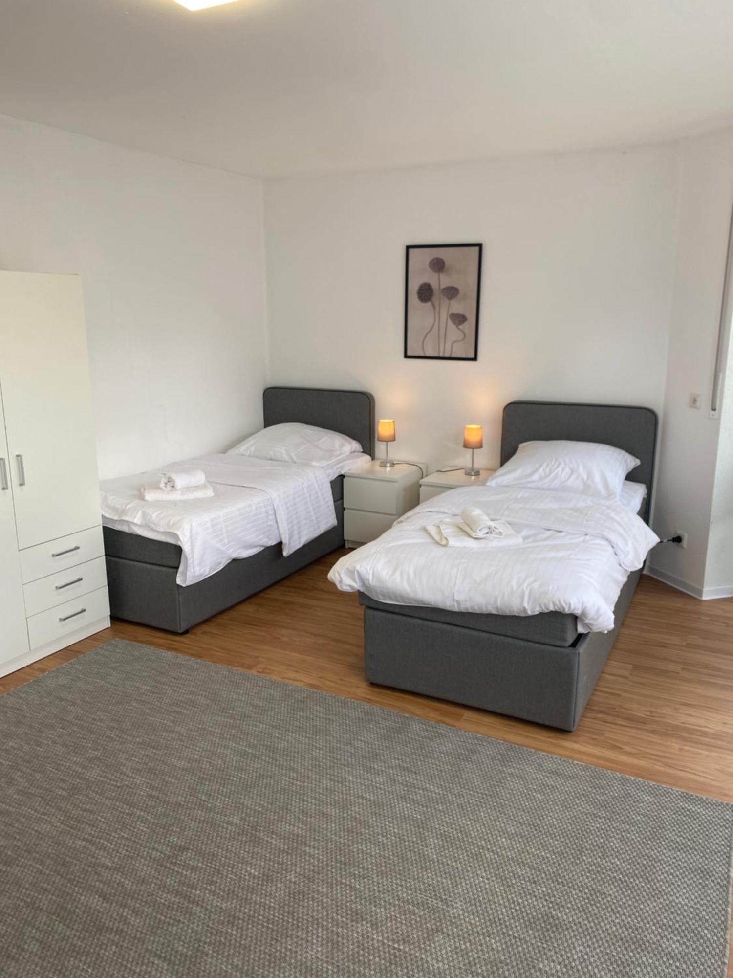 Ferienwohnung Modern - Wifi - Netflix - Ruhig Bielefeld Exterior foto